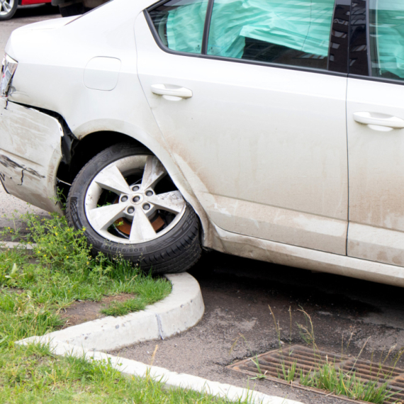 Na auto-putu Pirot - Niš u saobraćajki povređene tri žene