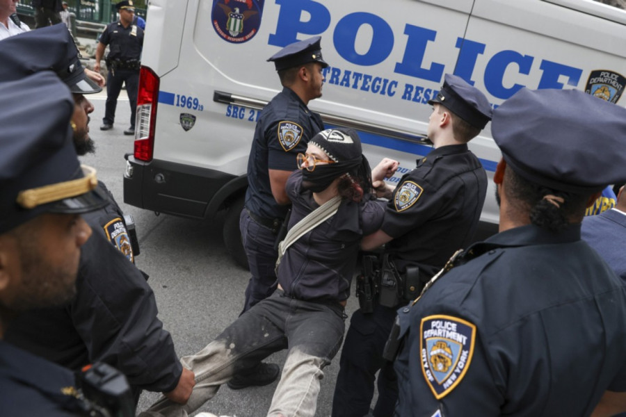 Marines on hold; Chaos spreads across America; Police cars vandalized PHOTO/VIDEO