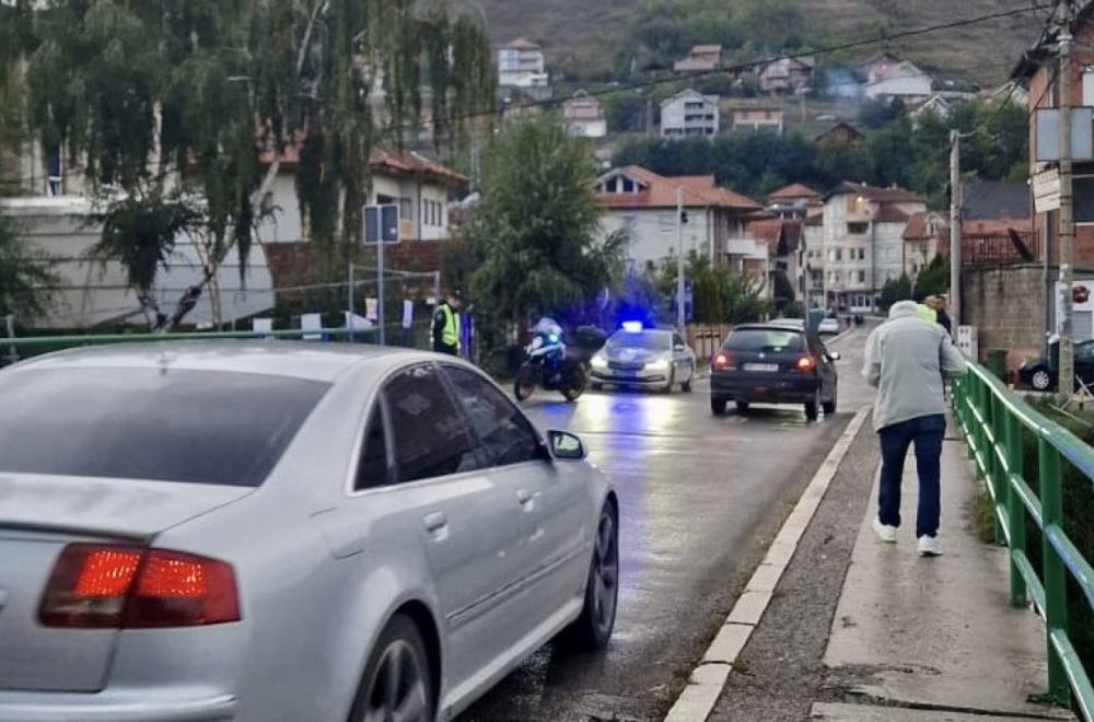 Snimak iz Novog Pazara zapalio mreže: Opasna vožnja ili izbegavanje rupa, burne rekacije