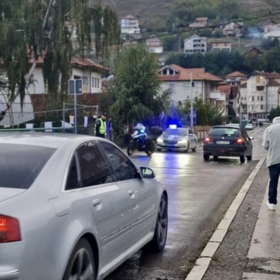 Snimak iz Novog Pazara zapalio mreže: Opasna vožnja ili izbegavanje rupa, burne rekacije