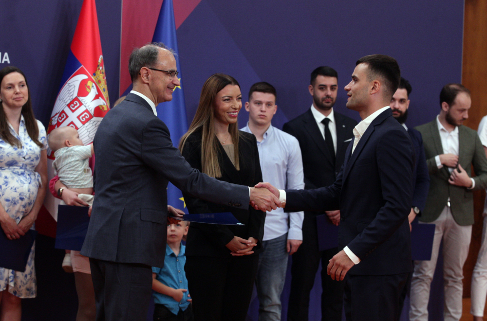 Najbolje biznis ideje mladih u Srbiji: Uručeno 35 rešenja o bespovratnima sredstvima