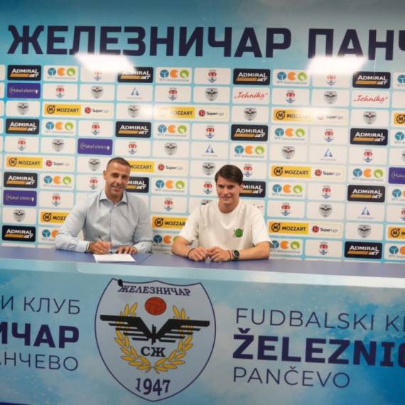 Železničar nastavio da niže igrače – stiglo treće pojačanje