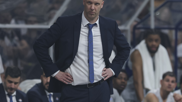 Katastrofa Crne Gore u dvorani Morača