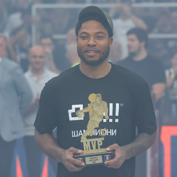 Tajrik Džons je MVP!