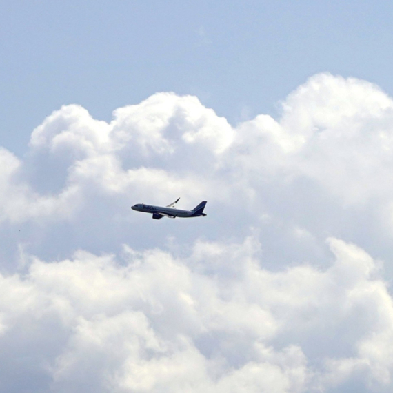 "U avionu je bomba"; Drama na nebu FOTO/VIDEO