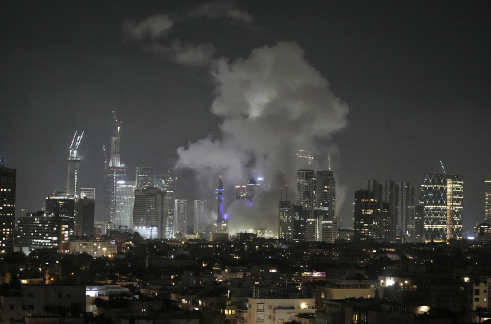 Total mayhem: Ballistic missiles fired; Fierce skirmishes in the sky; The "heart of Tel Aviv" was hit VIDEO