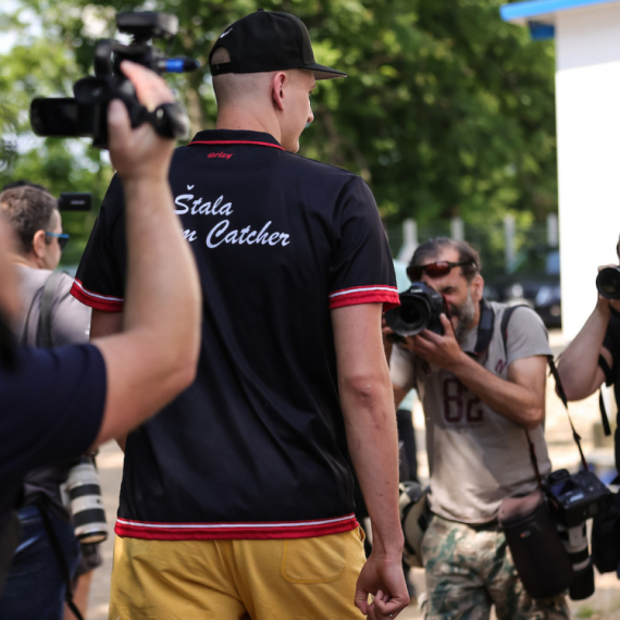 Ko šta radi, Jokić gleda konje VIDEO