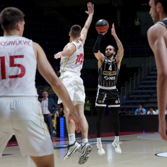 Vašington sa 40 poena "izrešetao" FMP – Partizan srušio "Pantere"