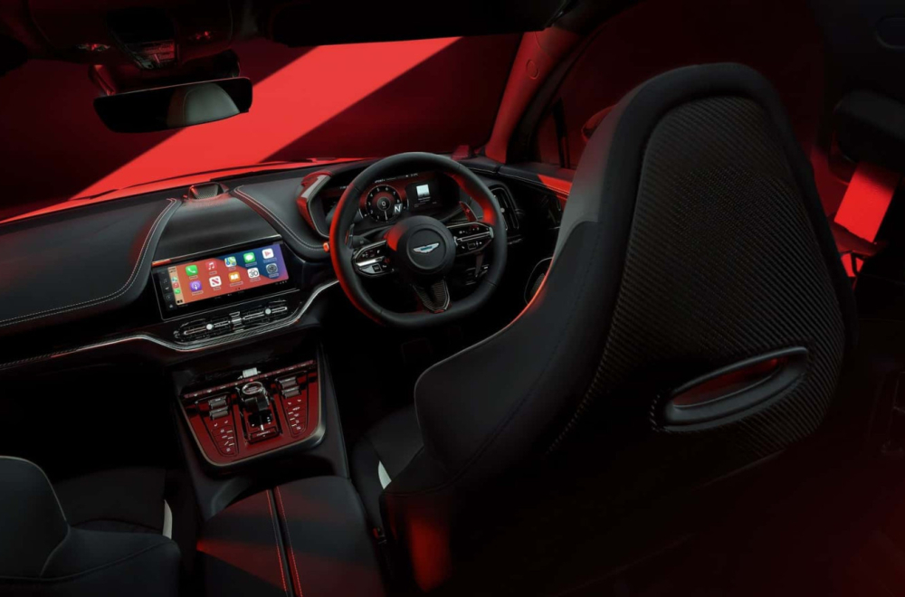 Zaboravite Ferrari Purosangue – Aston Martin DBX S je novi kralj SUV benzinaca sa 727 KS