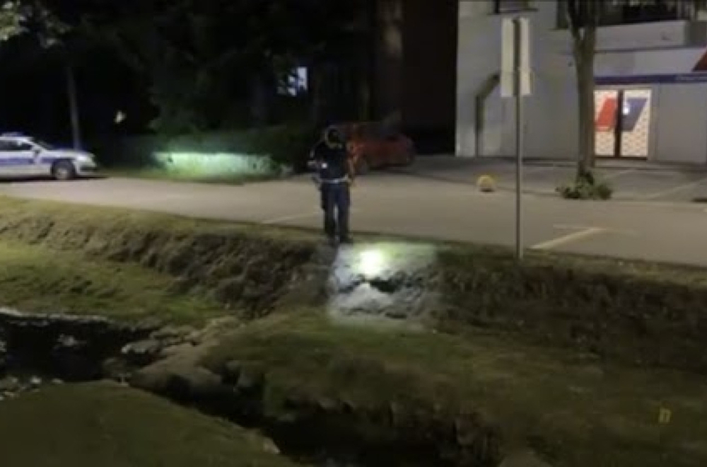 Mali osudio napad na prostorije SNS u Vrnjačkoj Banji: "Pucanj u demokratiju i vladavinu prava"