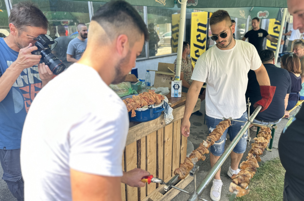 Ko jednom proba hajdučki ćevap, zaboravi i na pljeskavice i na pečenje FOTO