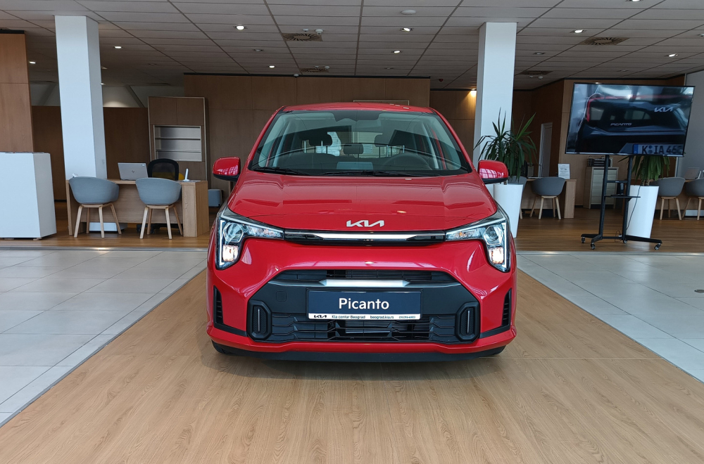 U eri izumiranja malih automobila, jedan tvrdoglavo opstaje – i dostupan je i kod nas FOTO
