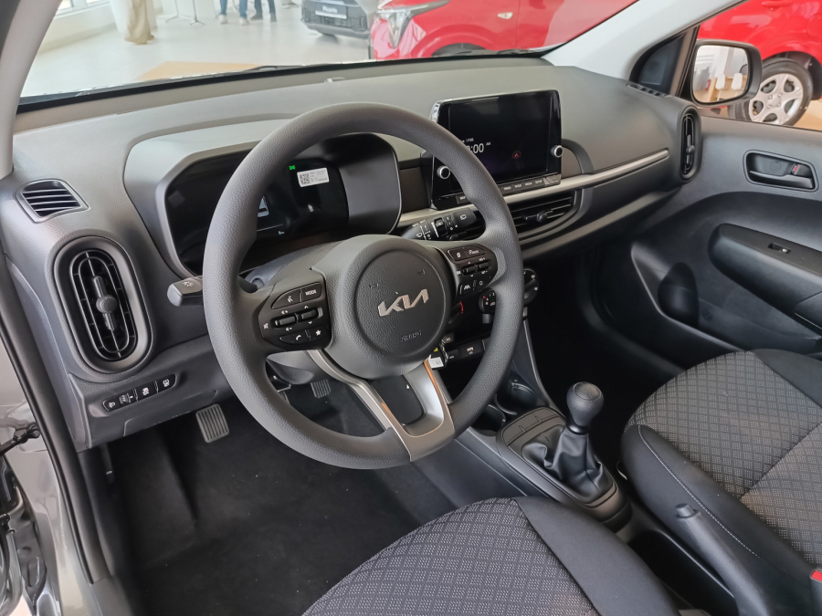U eri izumiranja malih automobila, jedan tvrdoglavo opstaje – i dostupan je i kod nas FOTO