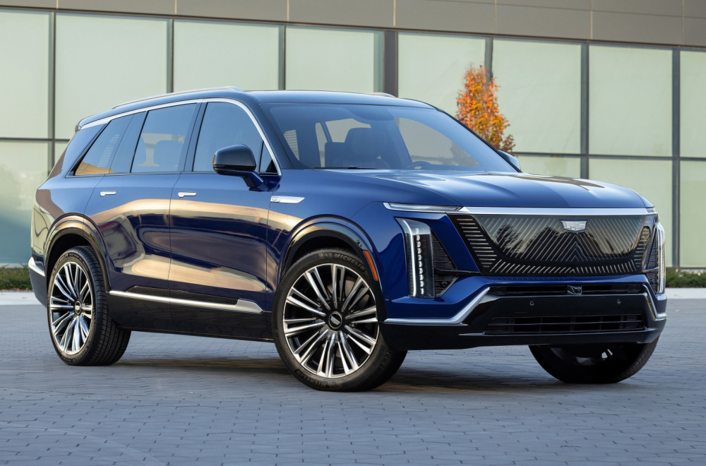 Američki proizvođač utvrđuje svoju poziciju u Evropi: Stiže luksuzni SUV sa 615 KS! FOTO