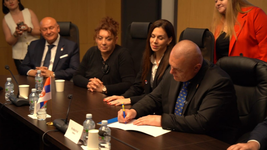Marković u Moskvi potpisao sporazum o saradnji Jedinstvene Srbije i Liberalno demokratske partije Rusije