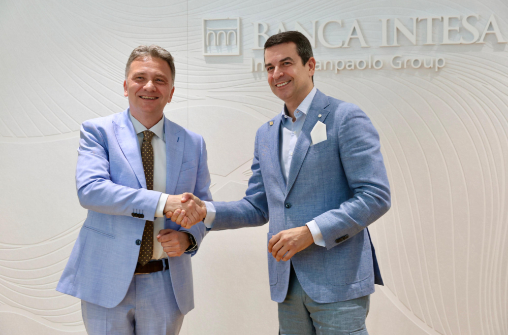 "Korišćenjem kvalifikovanog elektronskog potpisa u klaudu eUprave do efikasnije usluge u Banca Intesa"