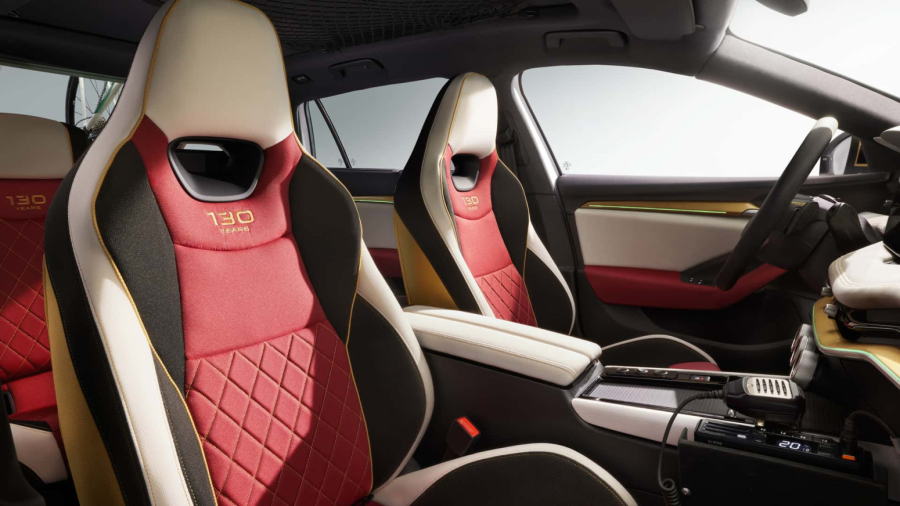 Škoda Superb postaje pikap: Unikatni L&K 130 povodom jubileja češkog brenda FOTO
