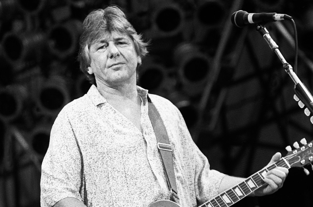 Preminuo legendarni gitarista: "Zbogom, Mik"