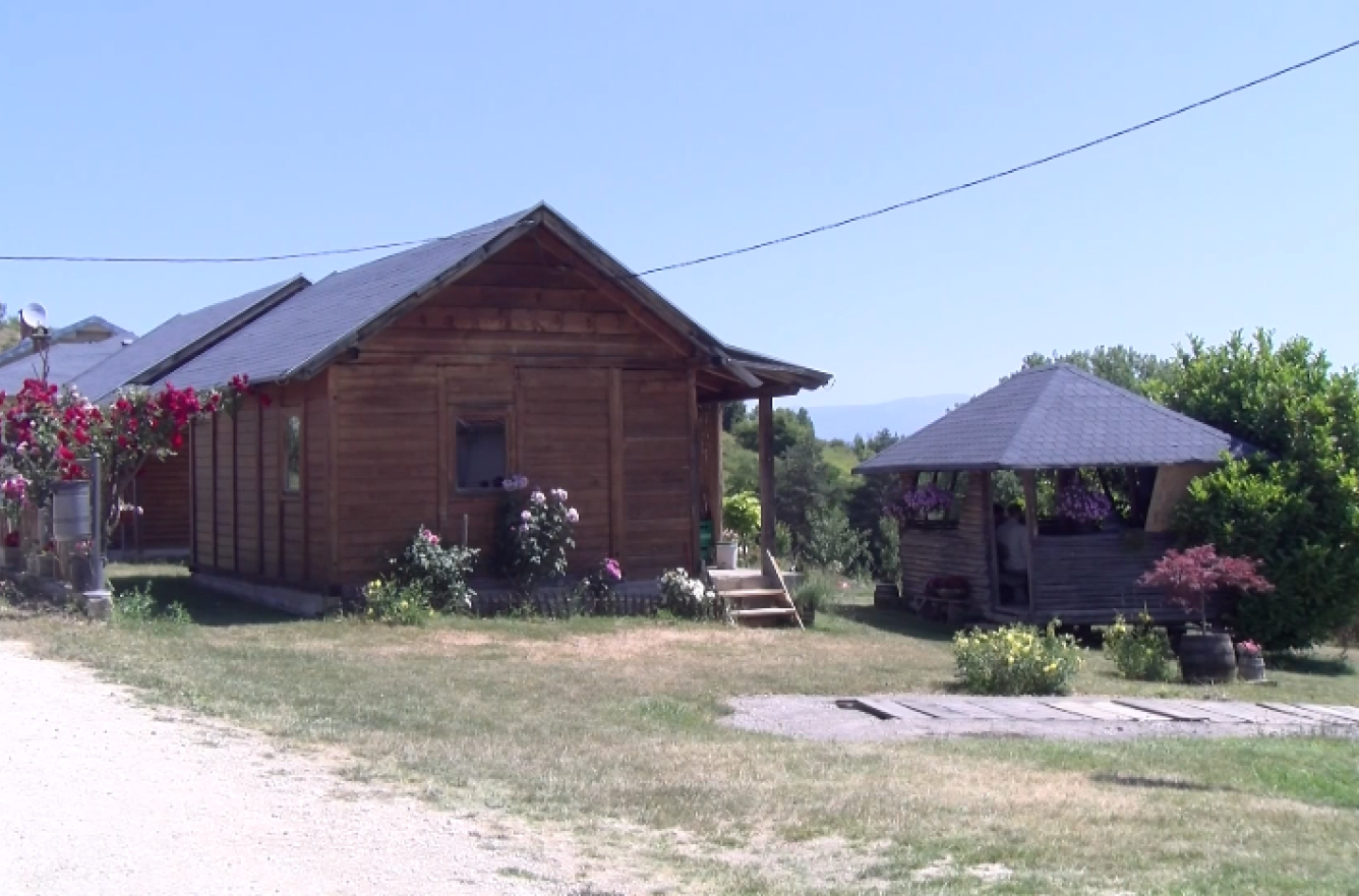 Ističu se po gostoprimstvu: Domaćinu iz Novog Pazara dolaze gosti iz celog sveta VIDEO
