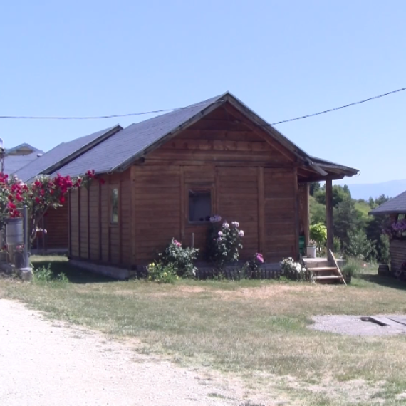 Ističu se po gostoprimstvu: Domaćinu iz Novog Pazara dolaze gosti iz celog sveta VIDEO