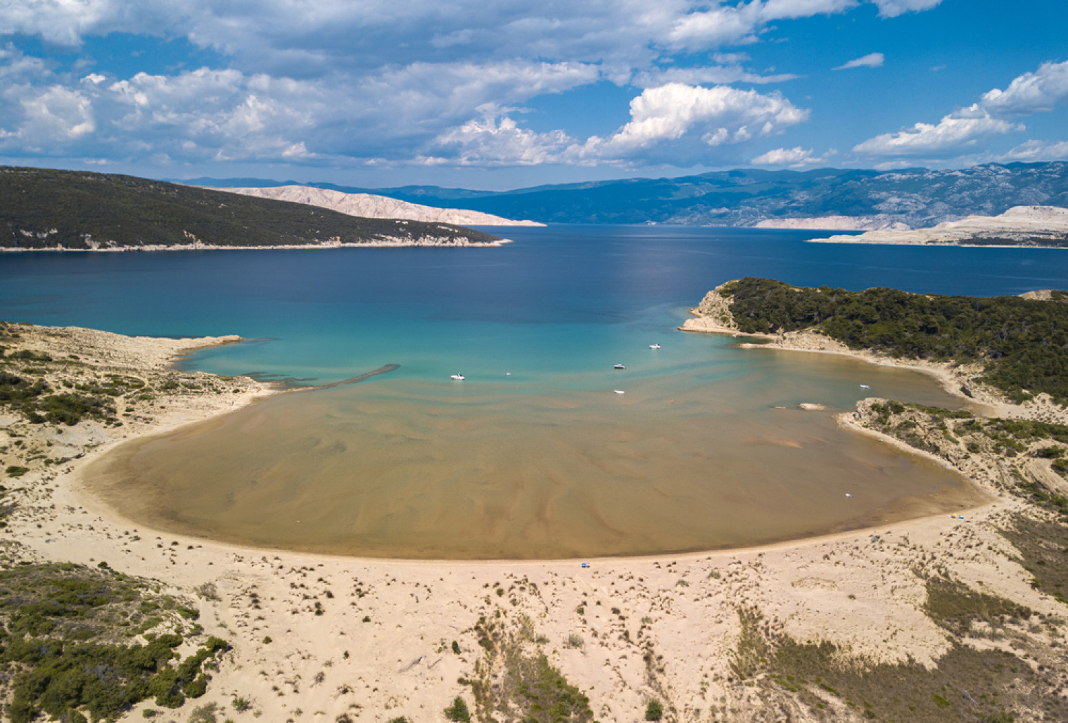 Ako ste ljubitelj nudističkih plaža: 20 najboljih u Evropi, a dve su u komšiluku FOTO