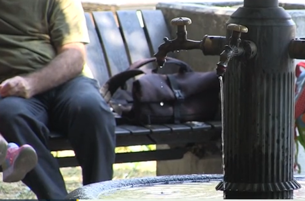 Temperatura i do 37 stepeni; Kako pobeći od nepodnošljive vrućine? VIDEO