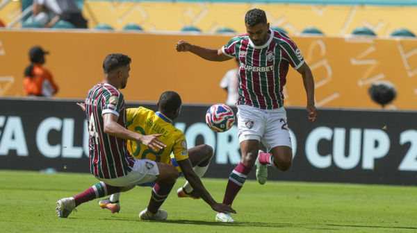 Borusija i Fluminense u 1/8 finala SP – Brazilci "preživeli" Mamelodi