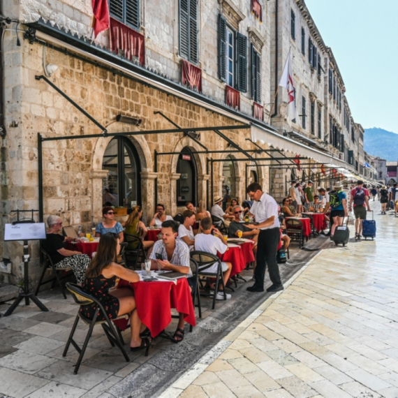 Komšije u problemu: Zaobilaze ih turisti; "Tržište nam je poslalo poruku"