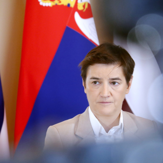 Blokaderi opkolili kuću Žarka Mićina; Brnabić: "Blokaderski zgubidani, ali istovremeno i ozbiljne psihopate"