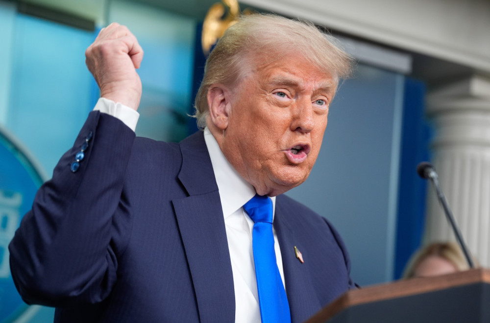 Trump: Whoever joins the BRICS policy, an additional tariff of 10 percent