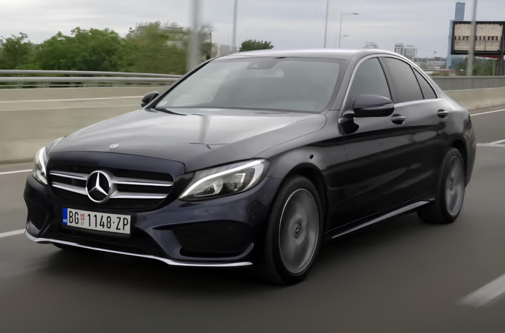 Test polovnjaka: Mercedes C klase – ovakav primerak još niste videli VIDEO