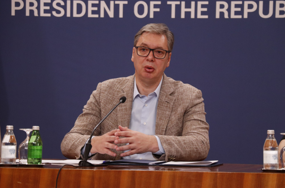 Vučić: "Otvaramo deonicu Pakovraće-Požega, zatim dve pruge"; "Dobio sam pismo od Si Đinpinga" VIDEO