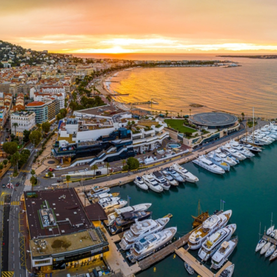 Popularno letovalište donelo drastične mere: "Štetne su za turiste" FOTO