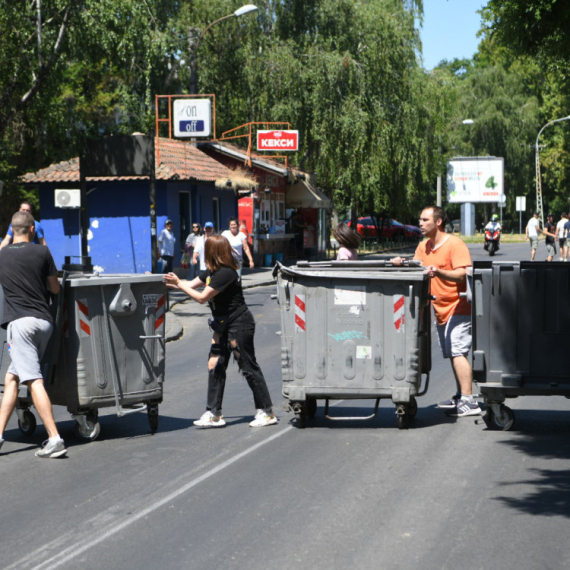 Najoštrije upozorenje "Gradske čistoće" blokaderima: Širite zarazu po Beogradu