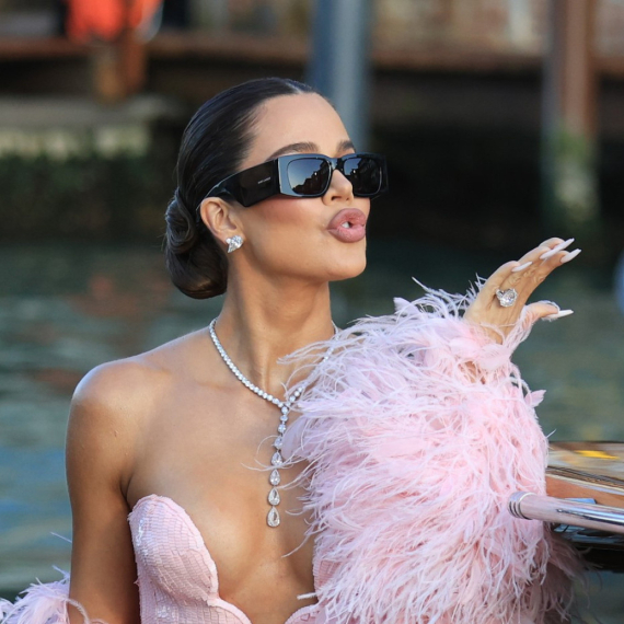 Kardašijanka otkrila šta je sve radila na sebi: "Nemam šta da krijem" FOTO