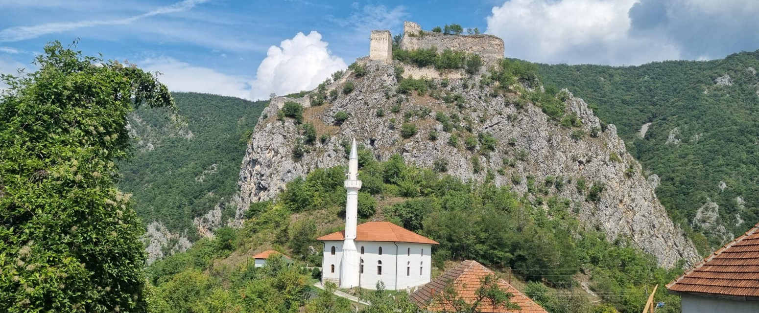 Srednjovekovni biser sijaće u punom sjaju: Uređuje se unutrašnjost tvrđave Mileševac FOTO