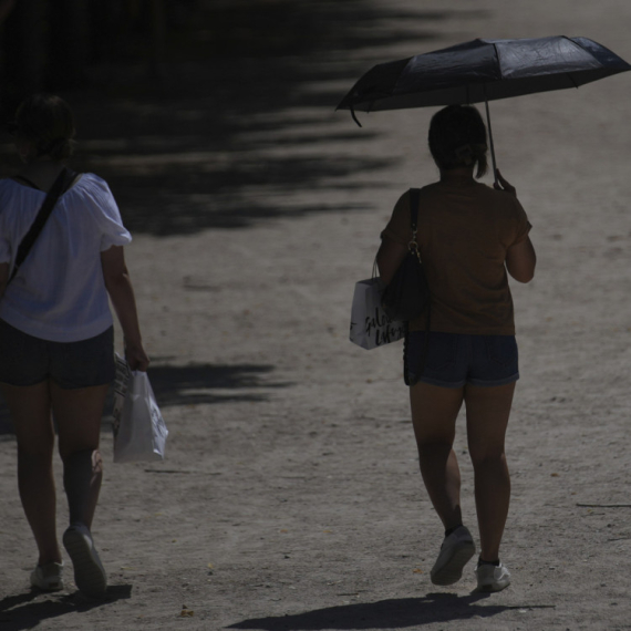 Novi toplotni talas pred Srbijom – goreće tlo: Ovog datuma temperature oko 40 stepeni FOTO