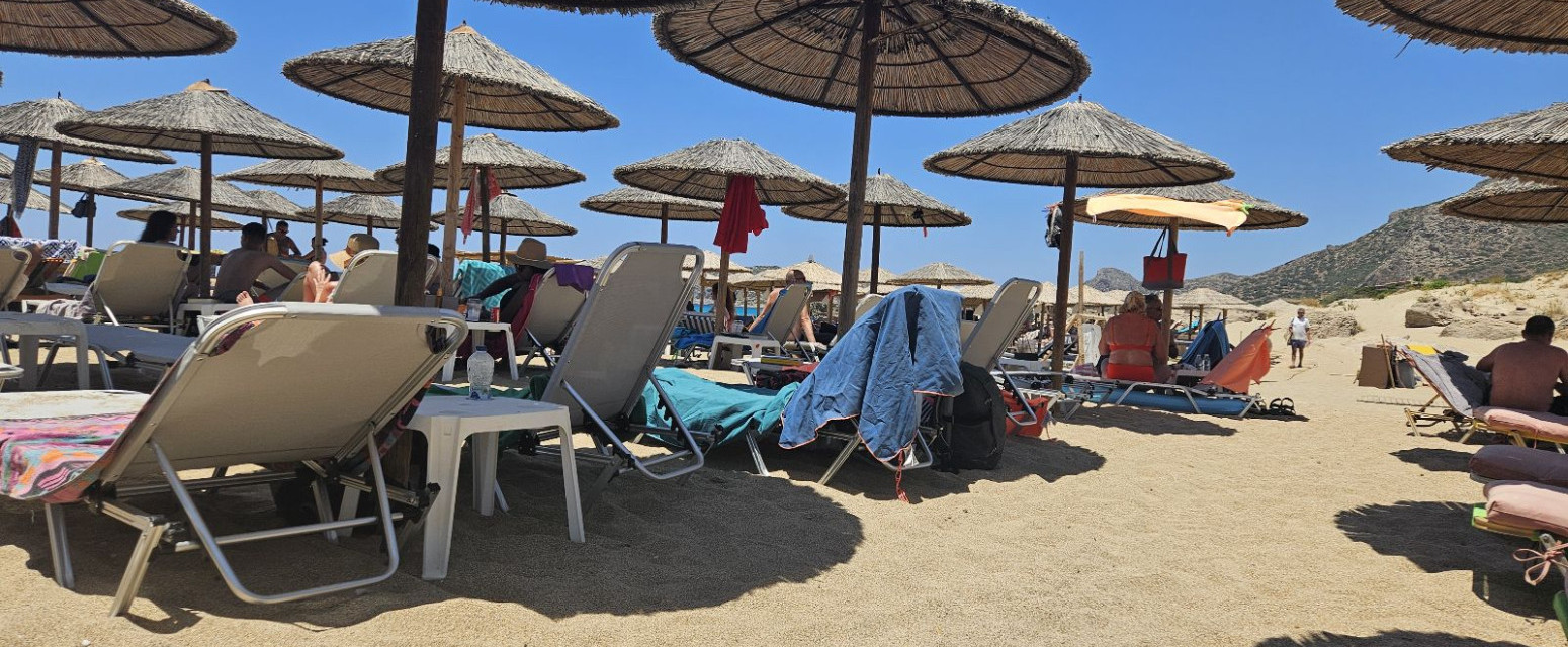 Oglas koji je "zapalio" mreže: Plažni paket u Grčkoj samo pet evra? FOTO