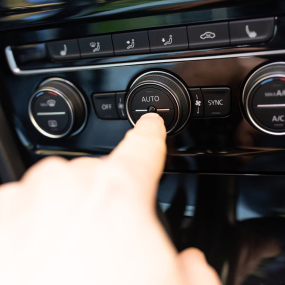 Brzina ili klima: Šta leti više troši bateriju električnog automobila?