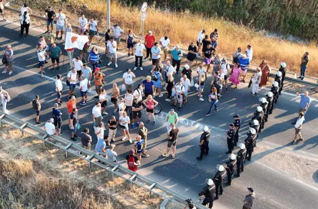 ANS osuđuje još jedan napad na novinare: Hitno zaustavite fašizam ulica