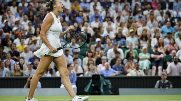 Sabalenka ostavila Radukanu u suzama