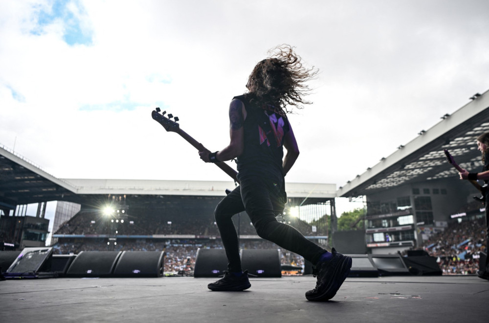 Ozi Ozborn i Black Sabbath "razneli" fanove oproštajnim koncertom FOTO/VIDEO