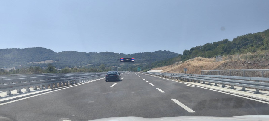 Evo kako izgleda nova deonica auto-puta koju je Vučić svečano otvorio FOTO
