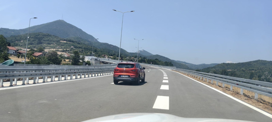 Evo kako izgleda nova deonica auto-puta koju je Vučić svečano otvorio FOTO