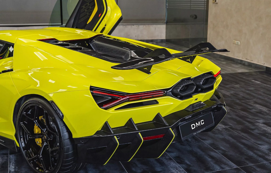 Divlji Lamborghini kakav još niste videli! Nije Mansory, ali izgleda kao da jeste FOTO