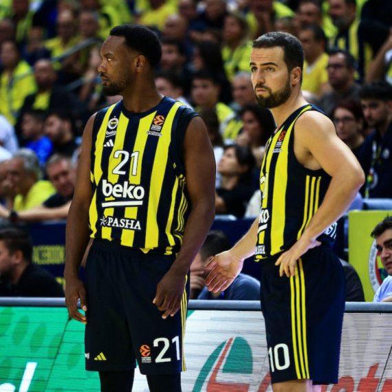 Egzodus – Kanađanin napustio Fener
