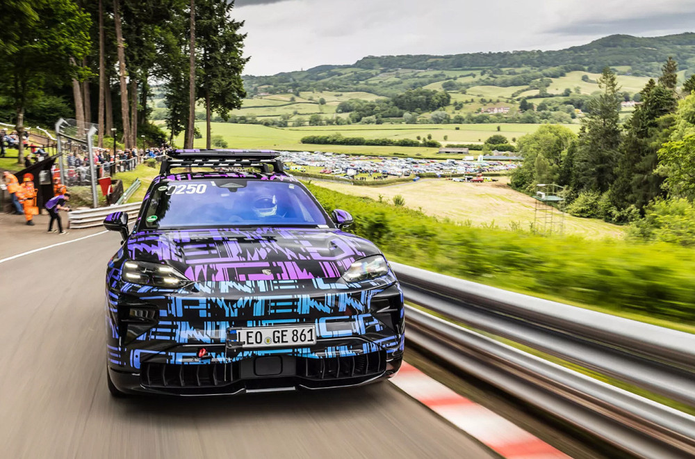 Stiže električni Porsche Cayenne: Obara rekord, zvuči kao V8 i vuče teret kao od šale FOTO