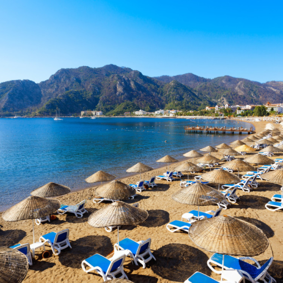 Poskupela popularna letnja destinacija: Sve više turista je izbegava