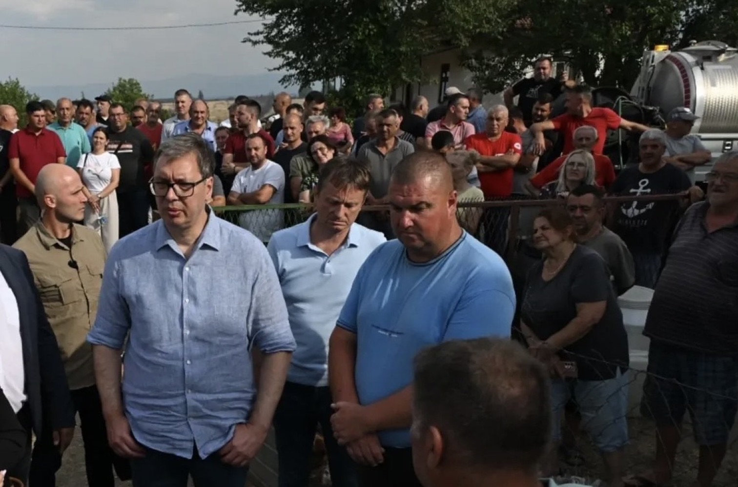 Vučić visited the places most at risk of fire: We are solving everything from budget reserves PHOTO