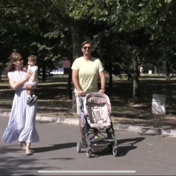 Saša je u 49. godini postao otac i decenije u Velikoj Britaniji zamenio životom u Kruševcu VIDEO
